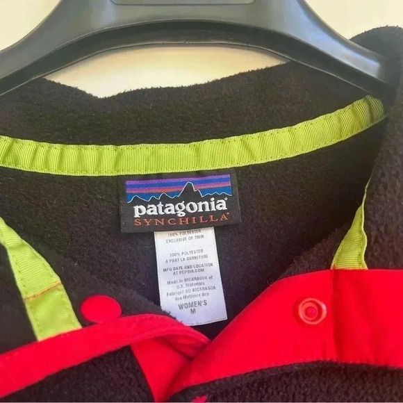 Patagonia Synchilla® Snap-T® Fleece Pullover - Black and Red - Size M - Picture 9 of 13